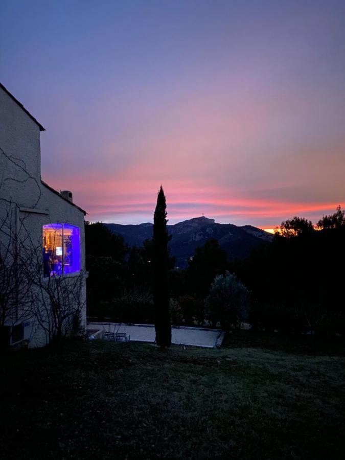 La Maison Perchee Auriol Exteriör bild